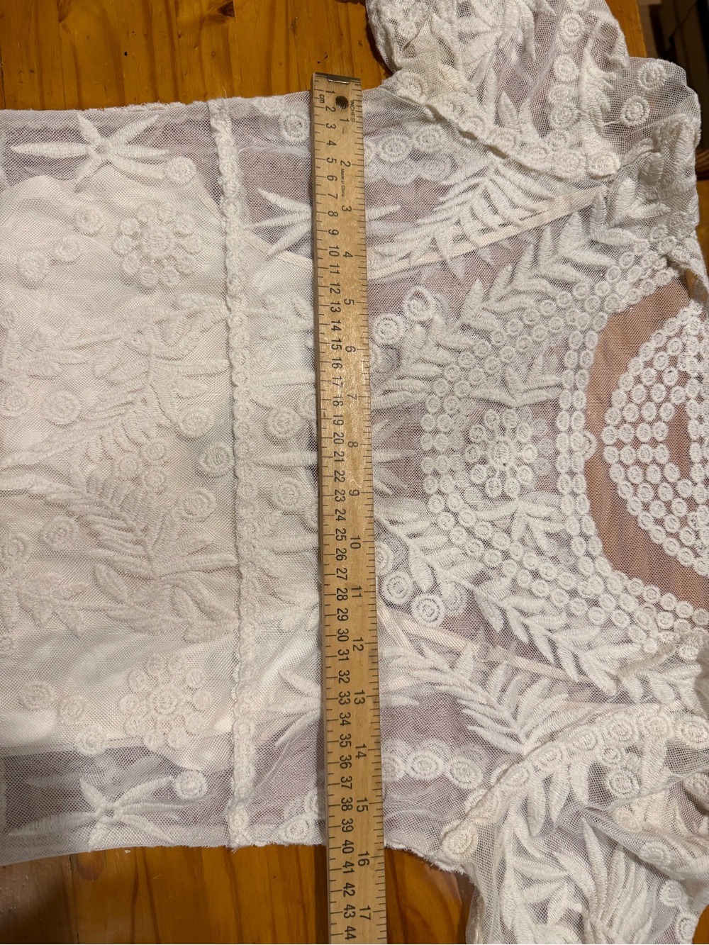 Express White Floral Lace Embroidered Scoop Neck Long Sleeve Mini Dress Sz M - Picture 9 of 11